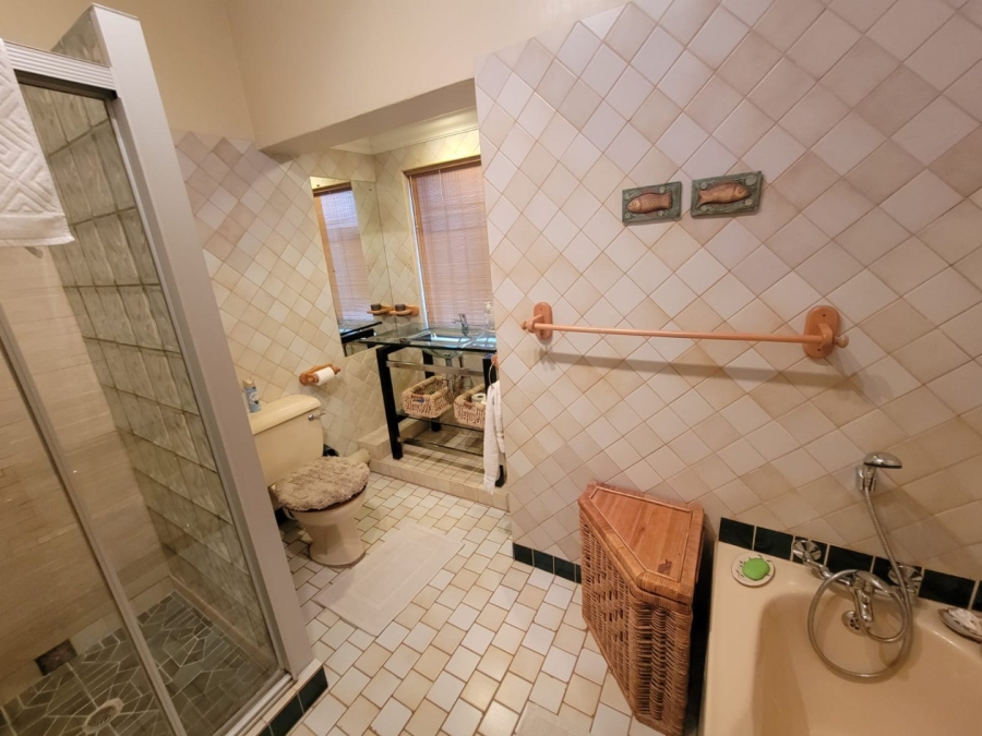 4 Bedroom Property for Sale in Suidrand Free State